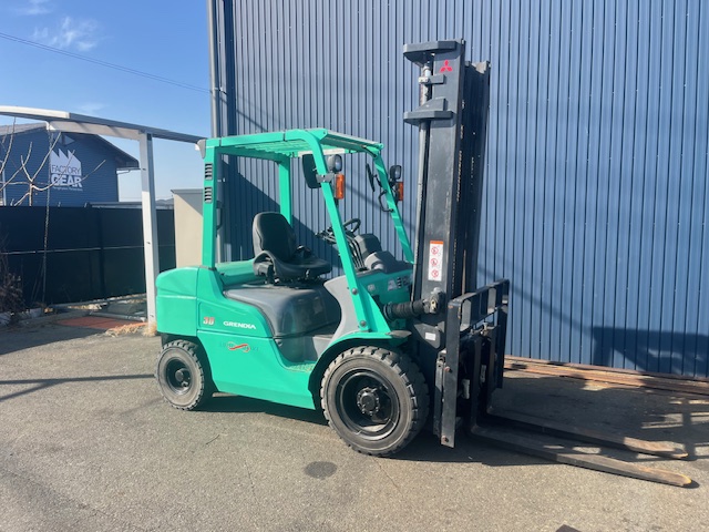 3tﾌｫｰｸﾘﾌﾄ　ｴﾝｼﾞﾝ車　ｻｲﾄﾞｼﾌﾄ付ﾌｫｰｸﾎﾟｼﾞｼｮﾅｰ